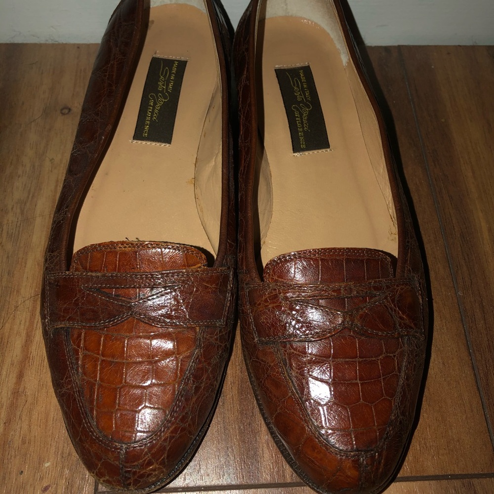Sesto Meucci genuine crocodile flats